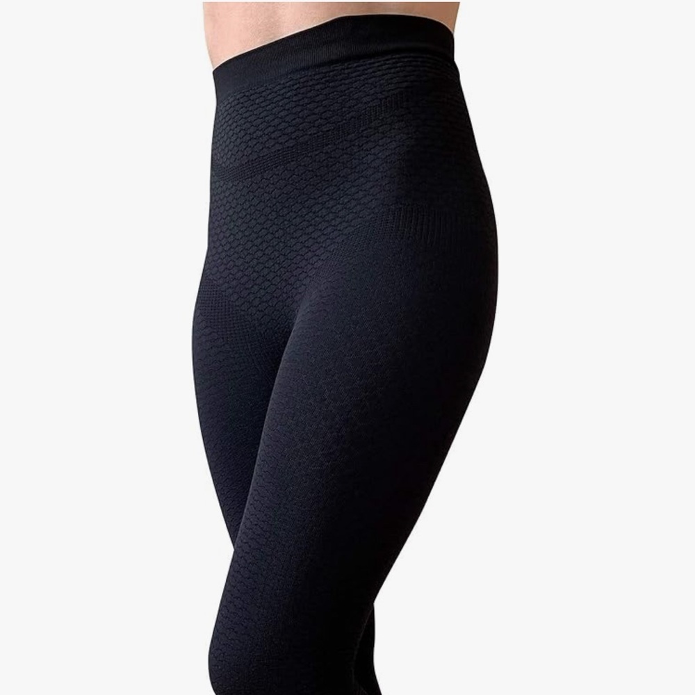 Sleek Black Textured Leggings